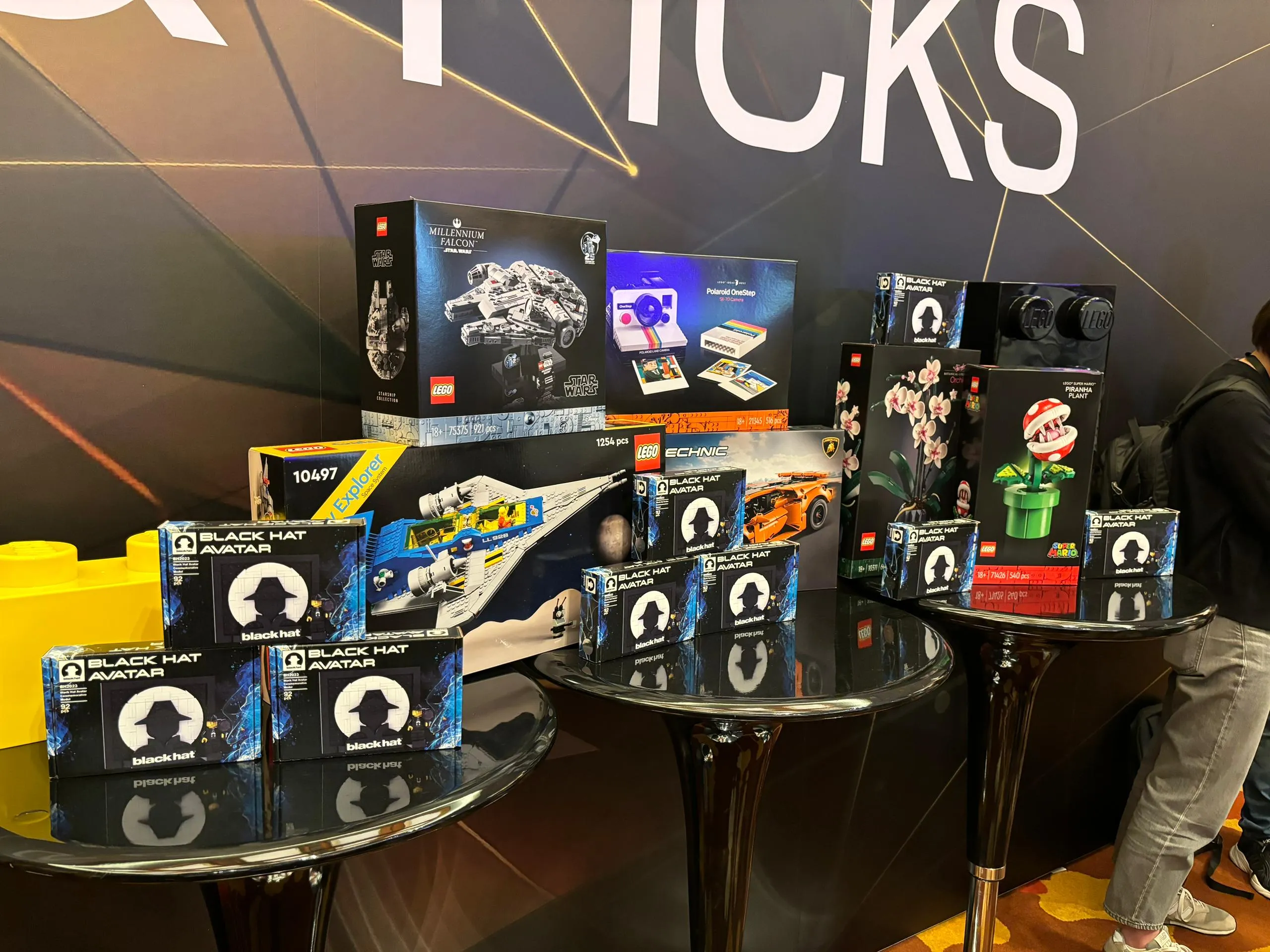 Image of the Lego prizes